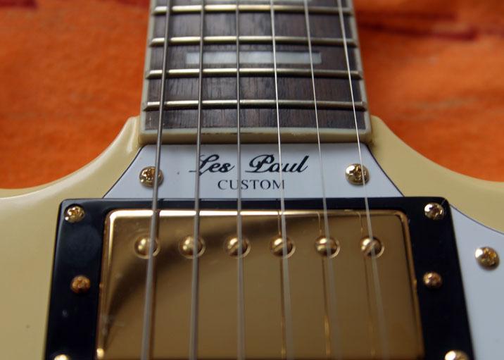 Sold Guitars / Epiphone G-400 Custom