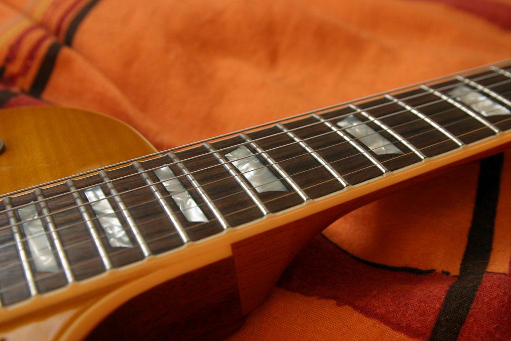Sold Guitars / Fernandes Super Grade RLG-70(?)