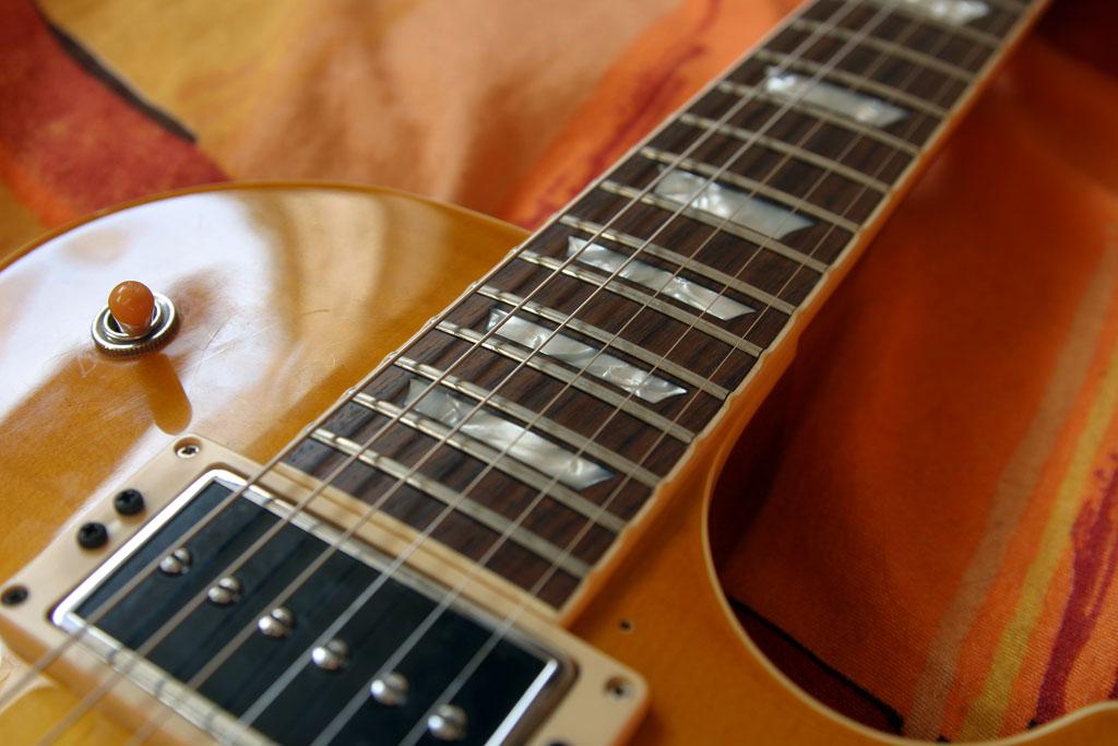 Sold Guitars / Fernandes Super Grade RLG-70(?)