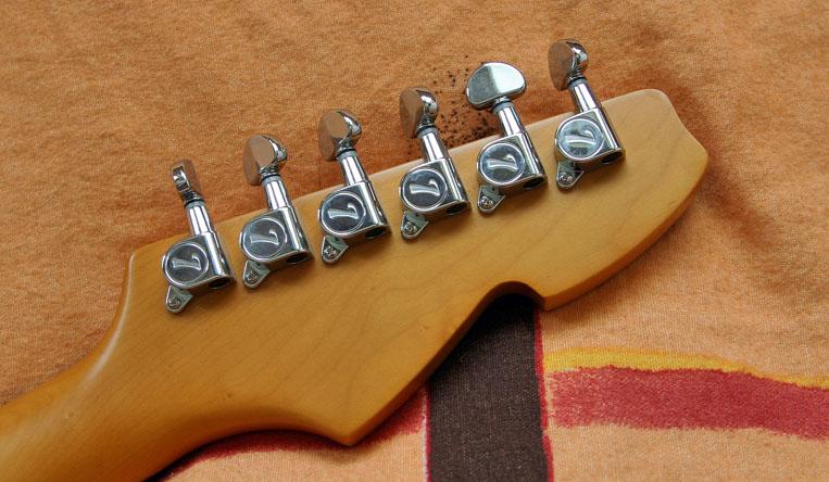 Sold Guitars / Italia Imola 6