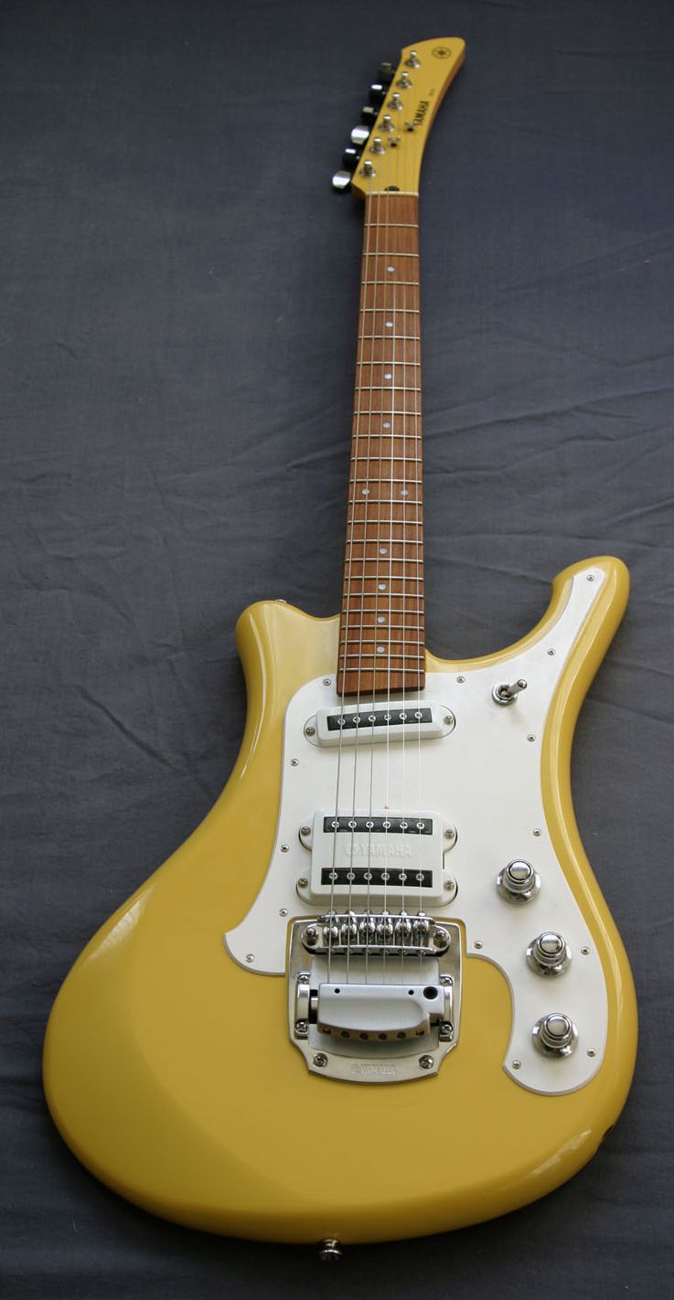 https://www.arkay.de/temp/Yamaha/SGV300_01.jpg